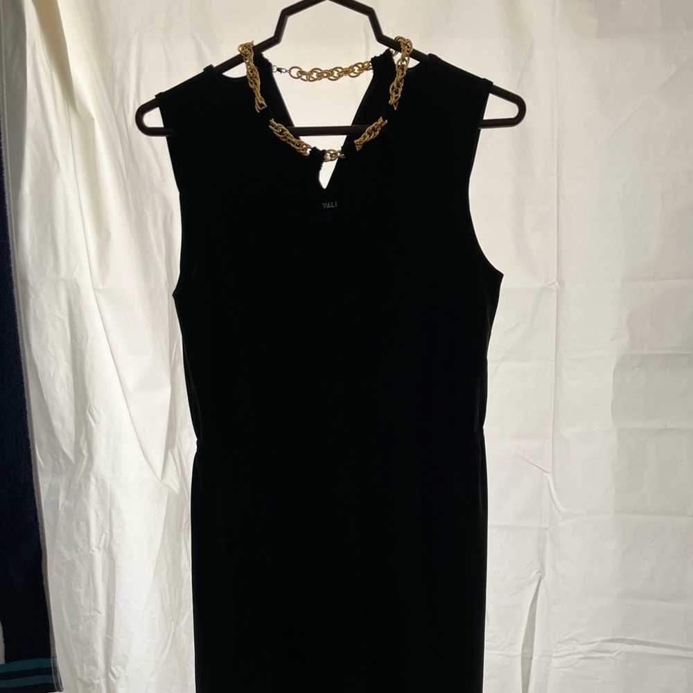 Ladies fun black dress with gold chain build into dress collar.  Roz &. Ali.
